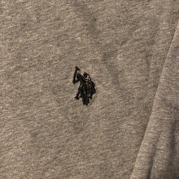US Polo Brand New Long sleeve sweater in grey - Picture 3 of 4